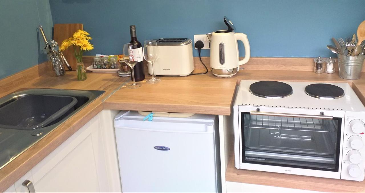 Lobhill And Self Catering Couette-café